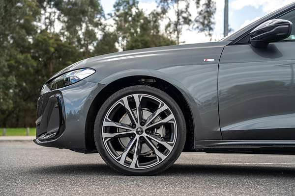 2025 Audi A5 TFSI 150kW S line B10