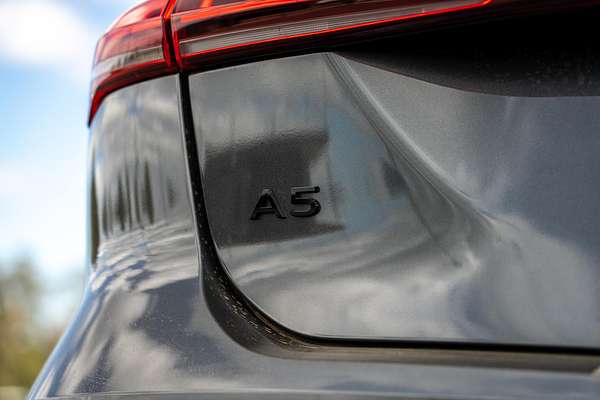 2025 Audi A5 TFSI 150kW S line B10