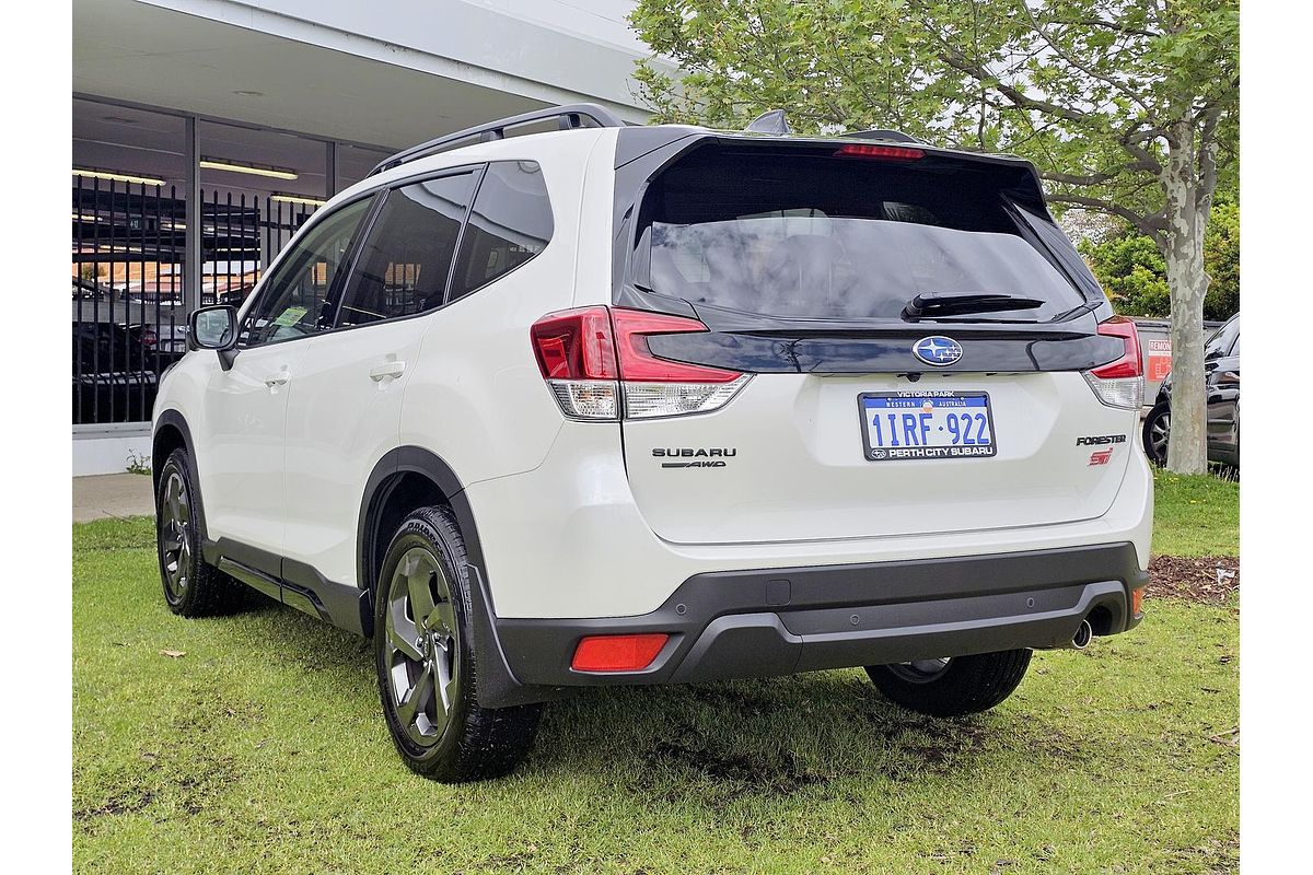2025 Subaru Forester STI Sport S5