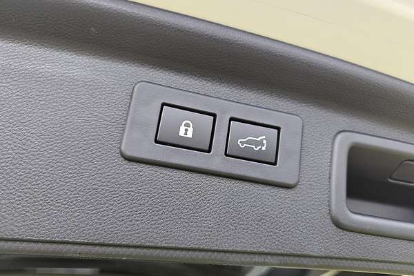 2025 Subaru Forester STI Sport S5
