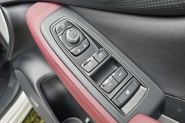 2025 Subaru Forester STI Sport S5