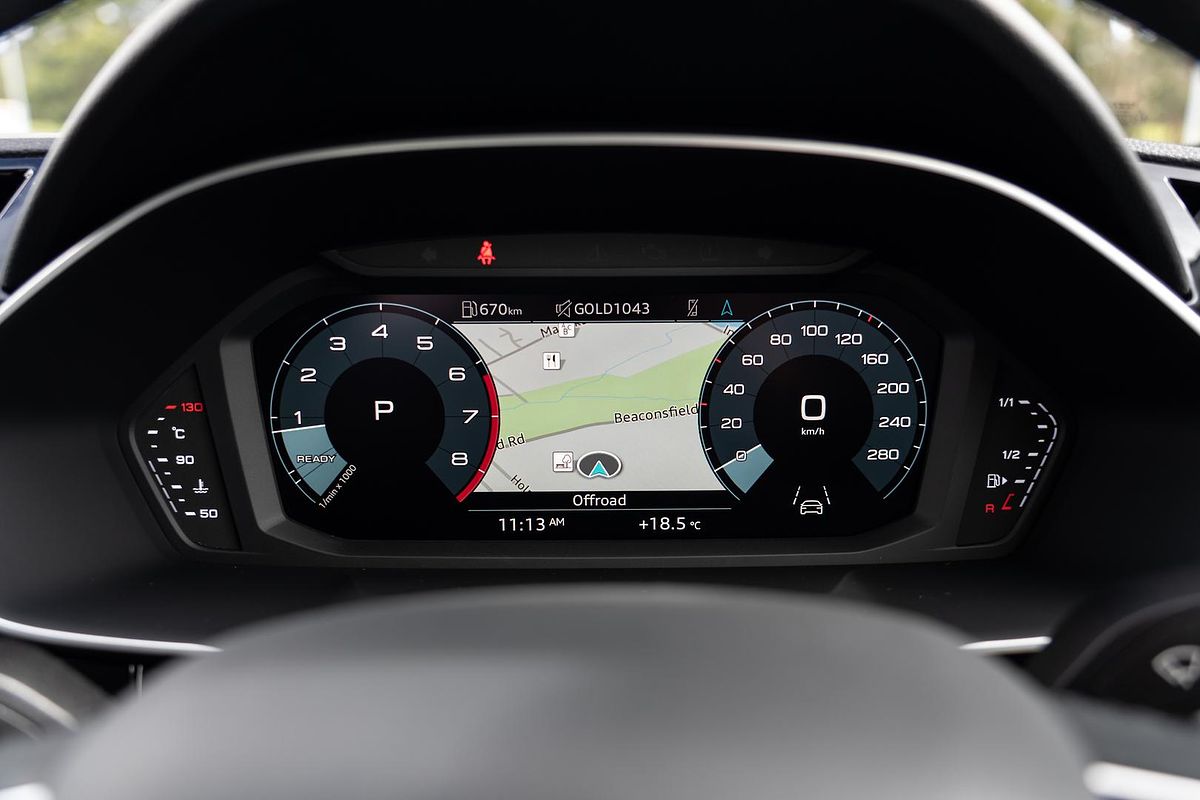2025 Audi Q3 35 TFSI S line edition F3