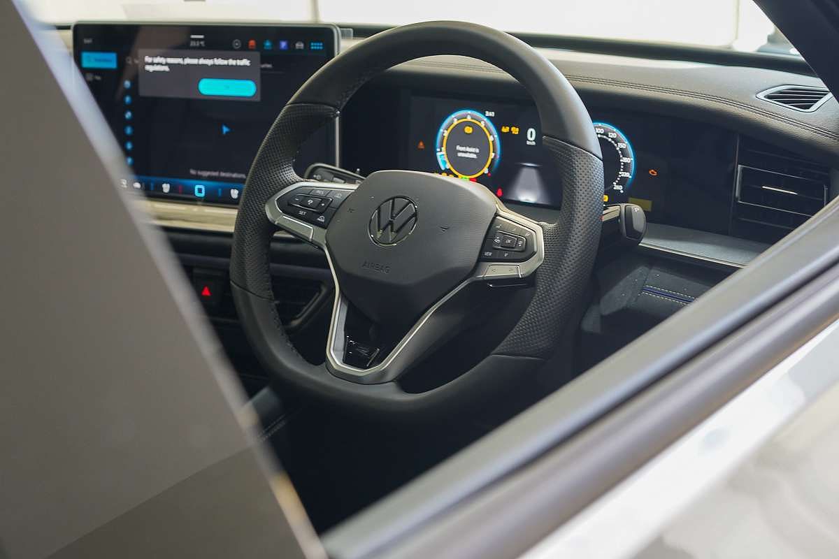 2025 Volkswagen Tayron 195TSI R-Line R4