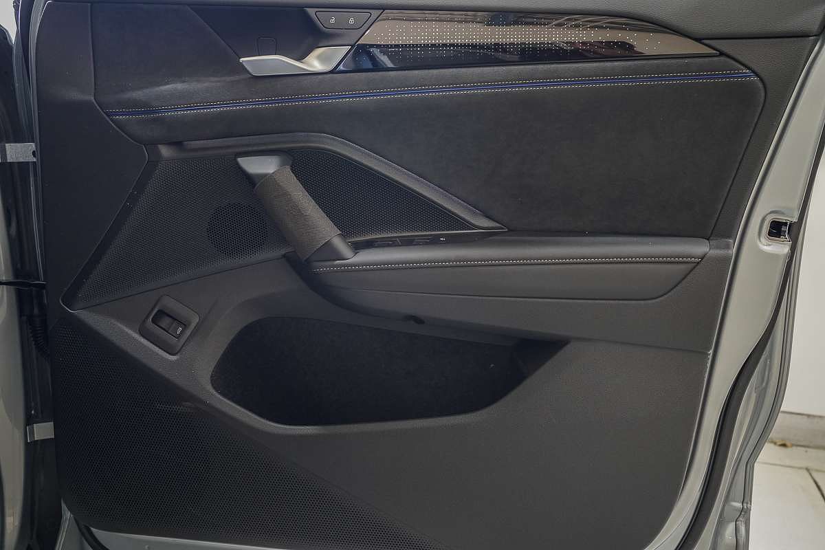 2025 Volkswagen Tayron 195TSI R-Line R4