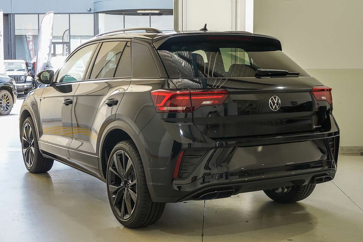 2025 Volkswagen T-Roc 140TSI R-Line D11