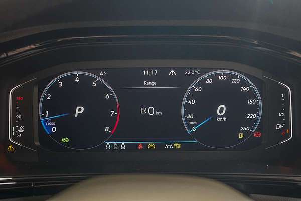 2025 Volkswagen T-Roc 140TSI R-Line D11