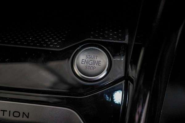 2025 Volkswagen T-Roc 140TSI R-Line D11