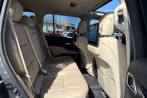 2023 Toyota Landcruiser Sahara FJA300R