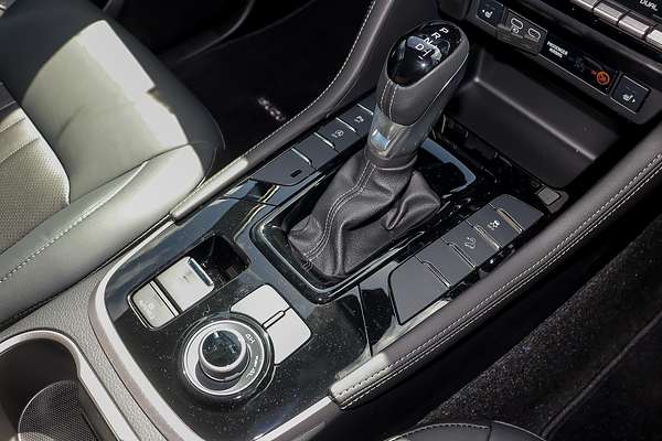 2025 Isuzu MU-X LS-T