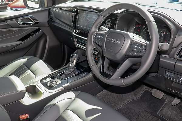 2025 Isuzu MU-X LS-T