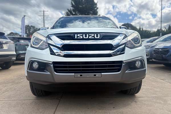 2021 Isuzu MU-X LS-T