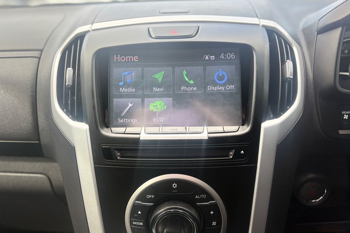 2021 Isuzu MU-X LS-T