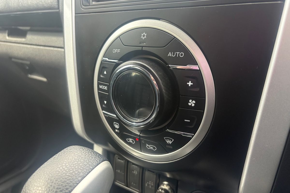 2021 Isuzu MU-X LS-T
