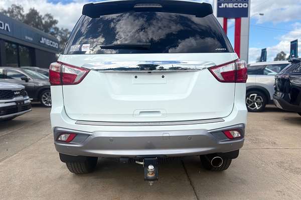 2021 Isuzu MU-X LS-T