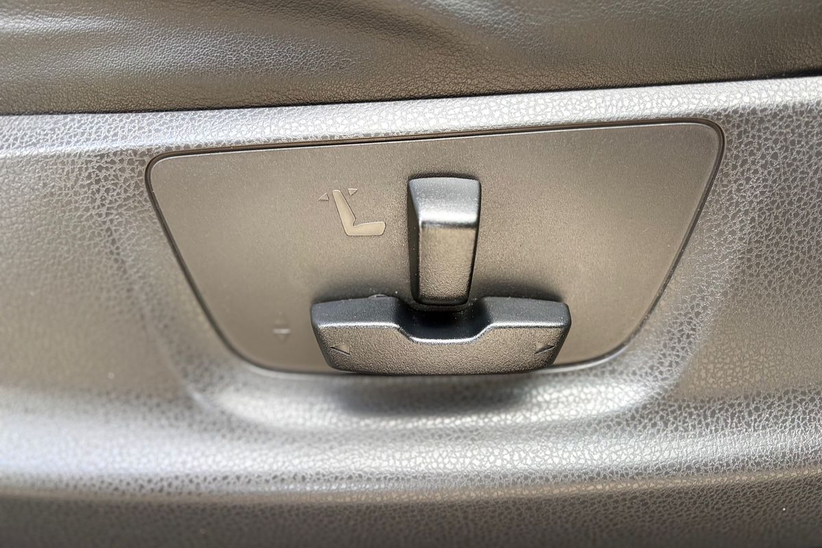 2021 Isuzu MU-X LS-T