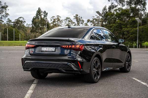 2025 Audi A3 35 TFSI S line GY