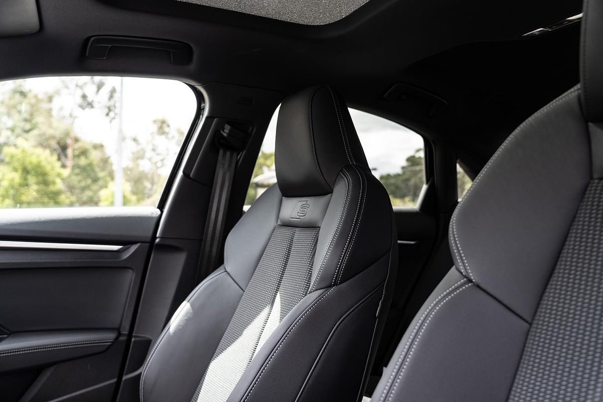 2025 Audi A3 35 TFSI S line GY