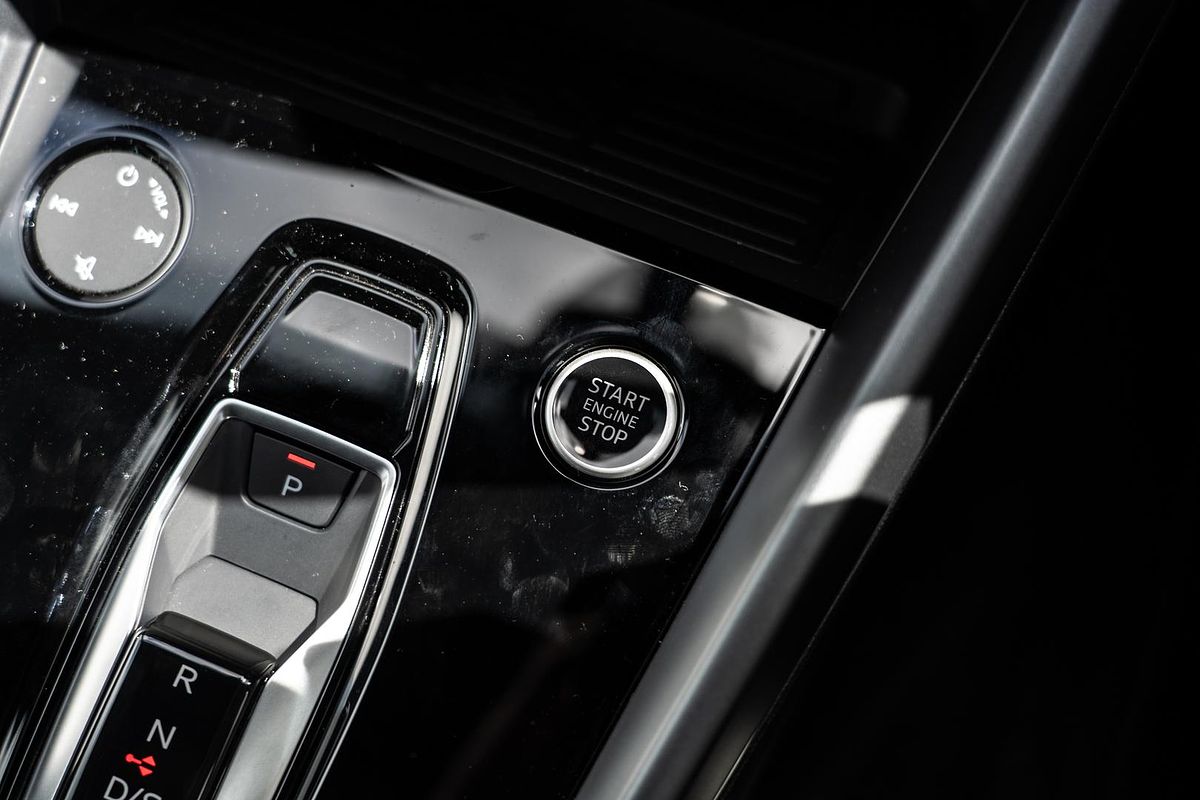 2025 Audi A3 35 TFSI S line GY