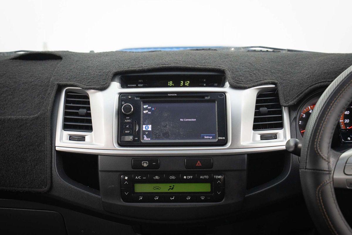 2013 Toyota Hilux SR5 KUN26R 4X4