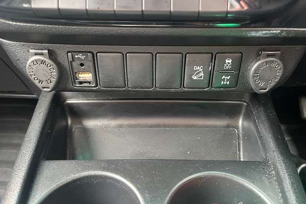 2022 Toyota Hilux SR5 GUN126R