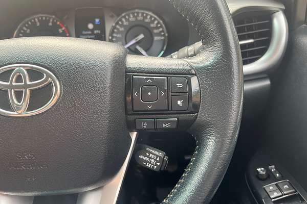 2022 Toyota Hilux SR5 GUN126R