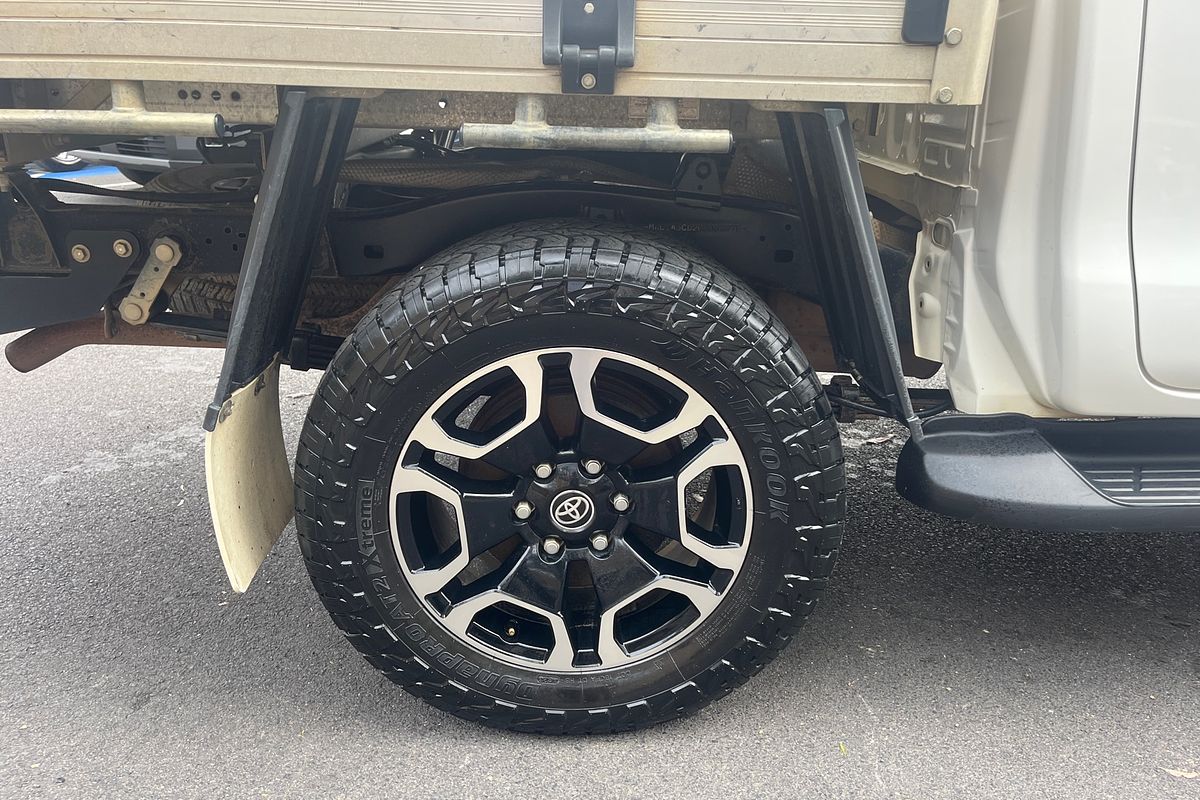 2022 Toyota Hilux SR5 GUN126R