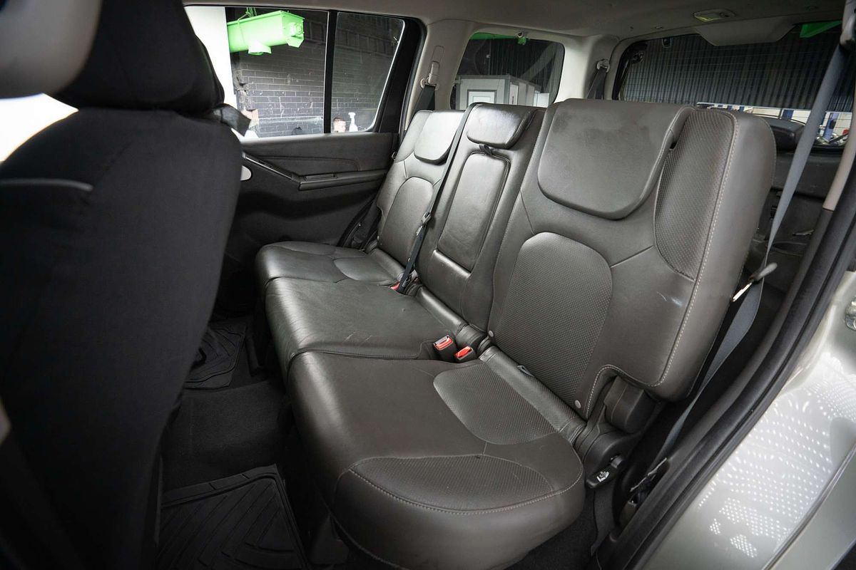 2013 Nissan Pathfinder ST-L R51