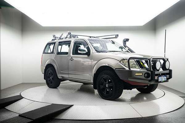 2013 Nissan Pathfinder ST-L R51