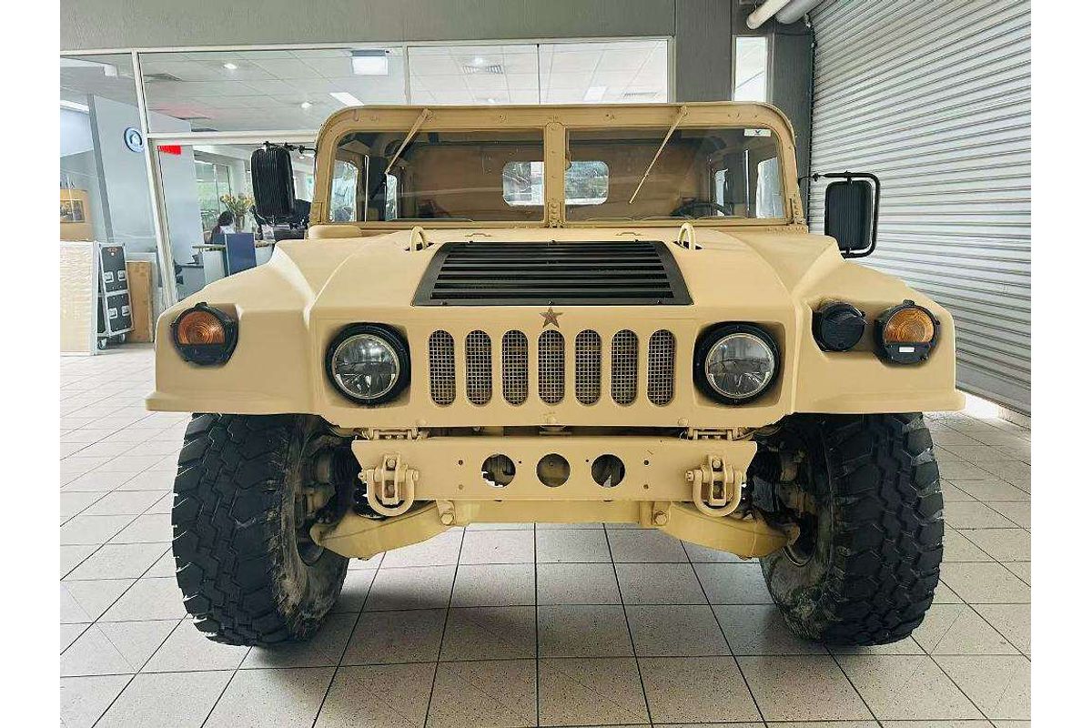 AM GENNERALHMMWV 4 DOOR SOFT TOP