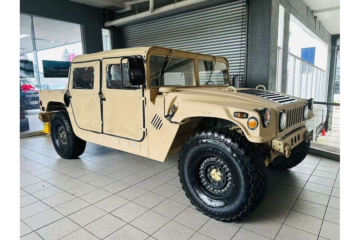 AM GENNERALHMMWV 4 DOOR SOFT TOP