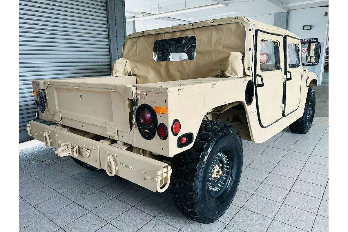 AM GENNERALHMMWV 4 DOOR SOFT TOP