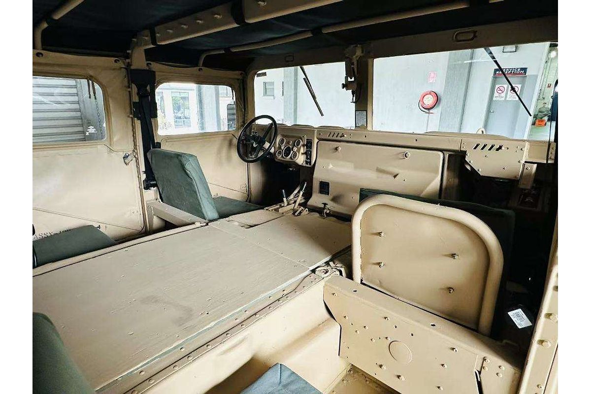 AM GENNERALHMMWV 4 DOOR SOFT TOP