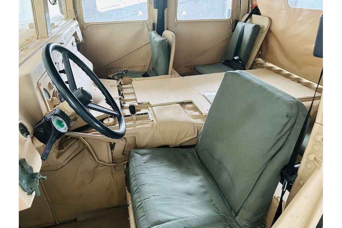 AM GENNERALHMMWV 4 DOOR SOFT TOP