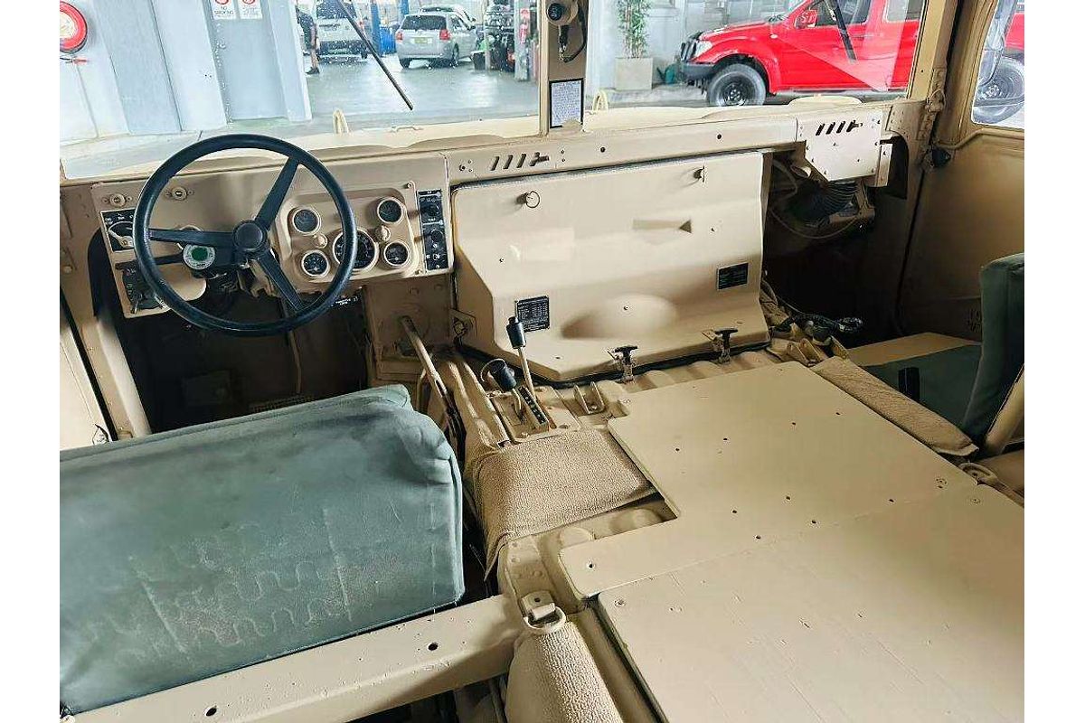 AM GENNERALHMMWV 4 DOOR SOFT TOP