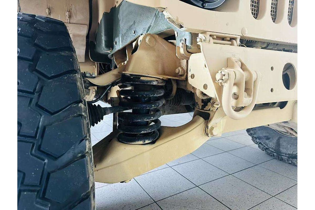 AM GENNERALHMMWV 4 DOOR SOFT TOP