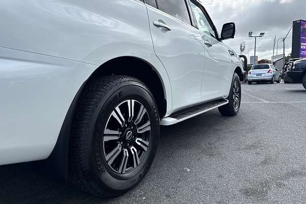 2023 Nissan Patrol Ti Y62