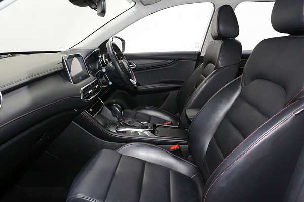 2024 MG HS Vibe SAS23