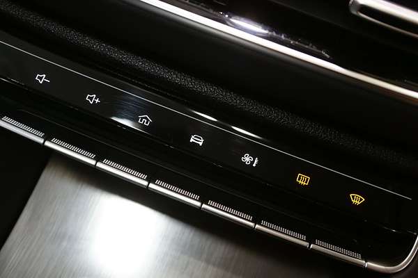 2024 MG HS Vibe SAS23