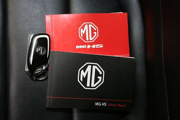 2024 MG HS Vibe SAS23
