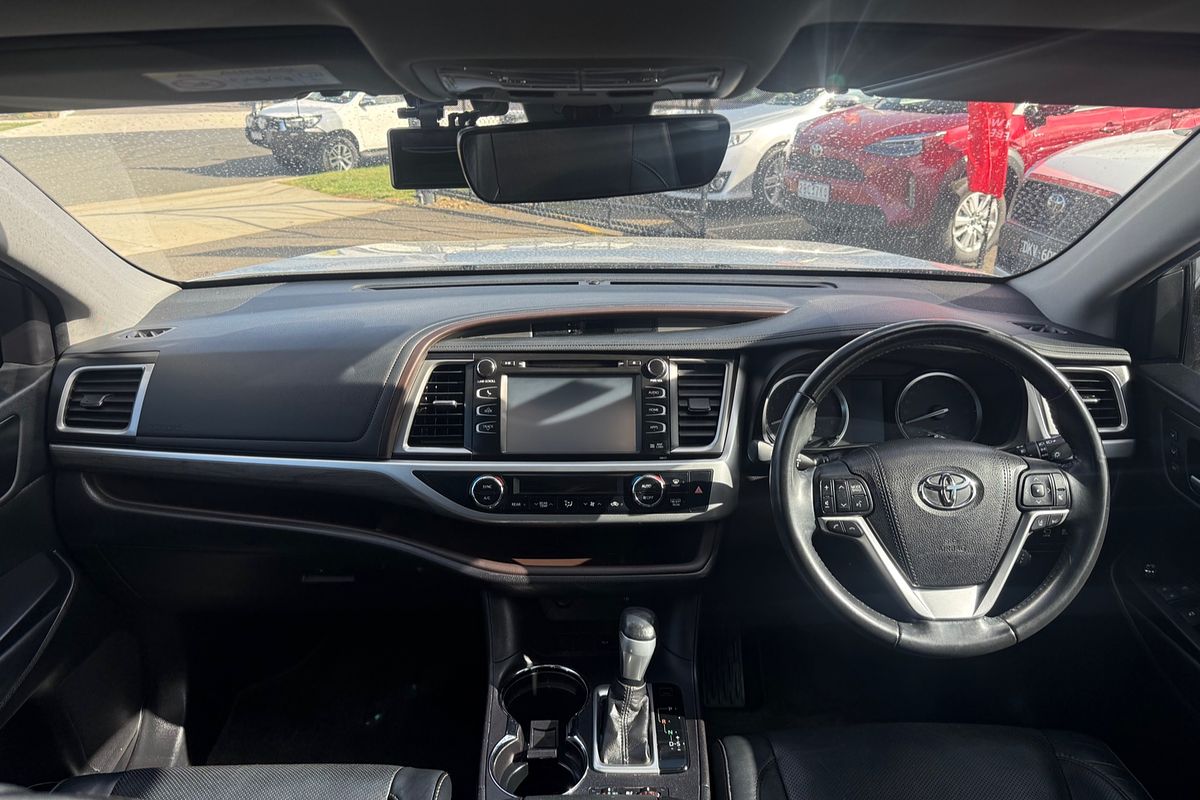 2017 Toyota Kluger Grande GSU50R