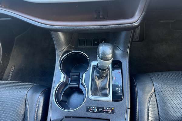 2017 Toyota Kluger Grande GSU50R