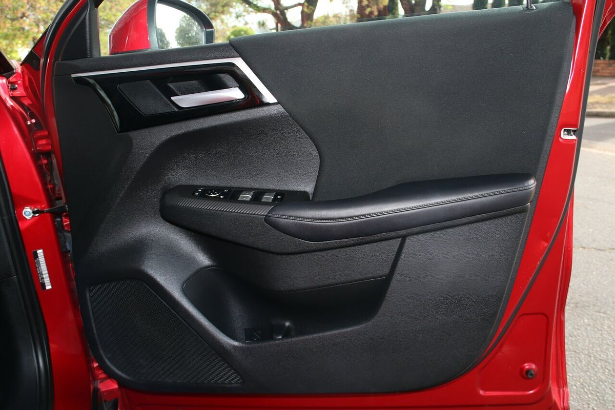 2022 Mitsubishi Outlander ES ZM