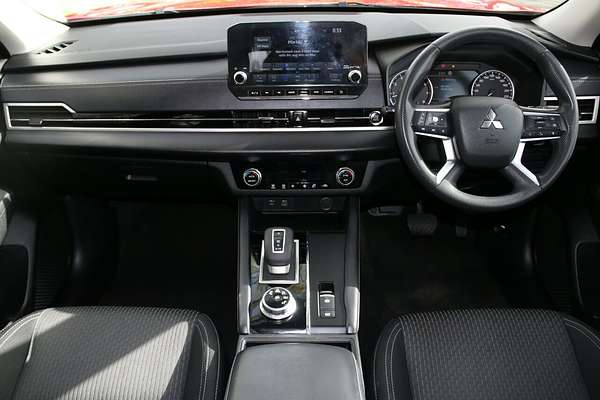 2022 Mitsubishi Outlander ES ZM