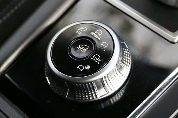 2022 Mitsubishi Outlander ES ZM