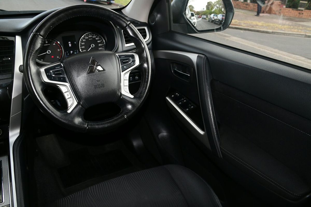 2022 Mitsubishi Pajero Sport GLS QF