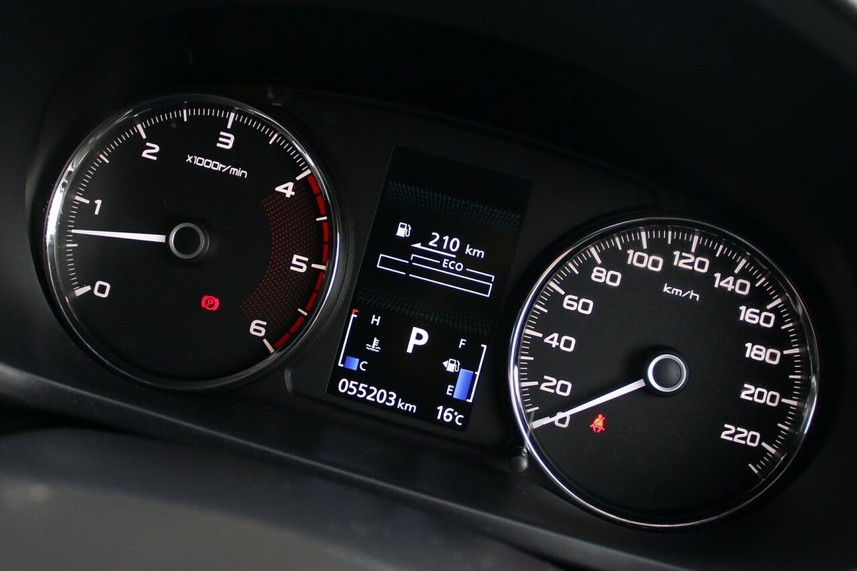 2022 Mitsubishi Pajero Sport GLS QF