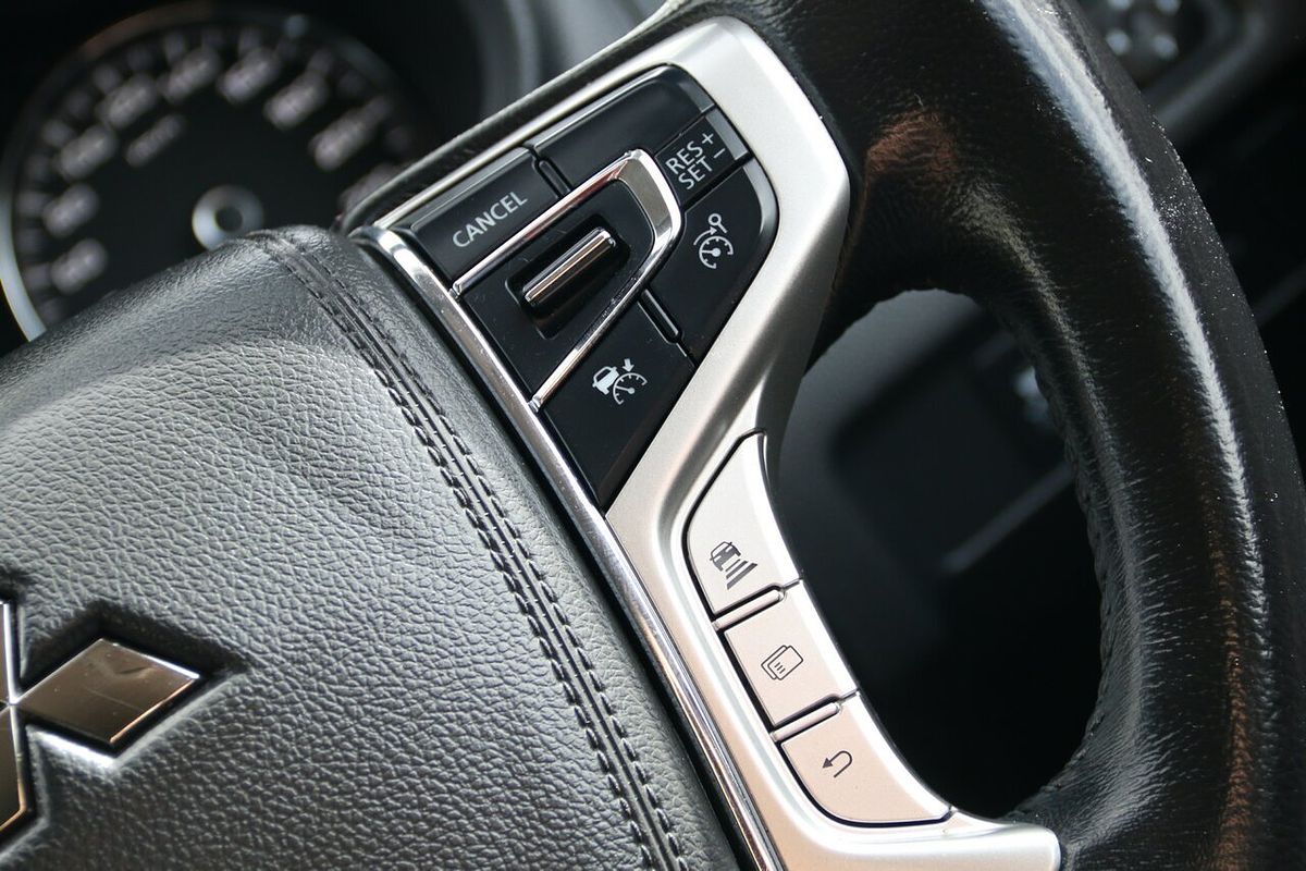 2022 Mitsubishi Pajero Sport GLS QF