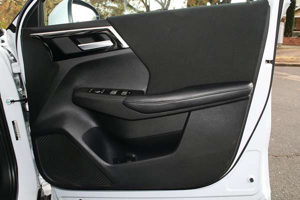 2022 Mitsubishi Outlander LS ZM