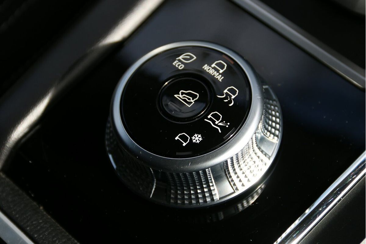 2022 Mitsubishi Outlander LS ZM