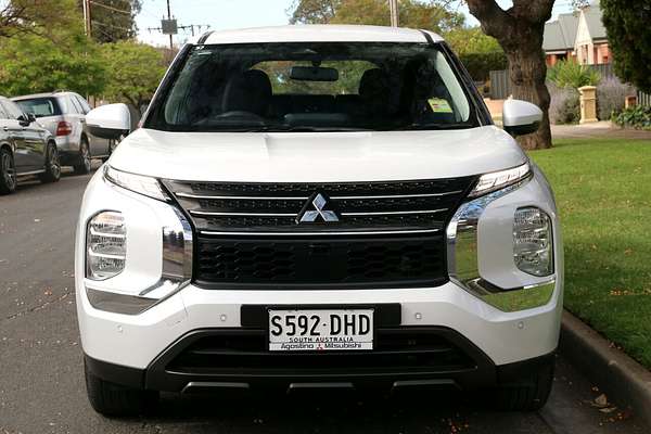 2022 Mitsubishi Outlander LS ZM